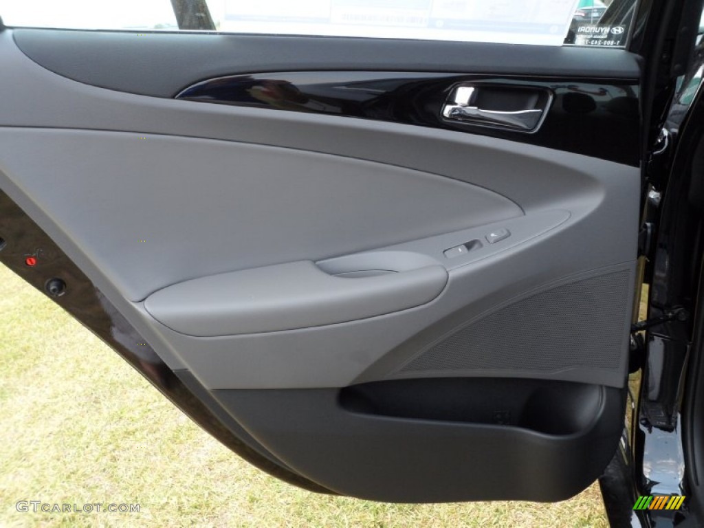 2011 Sonata Limited 2.0T - Midnight Black / Gray photo #22