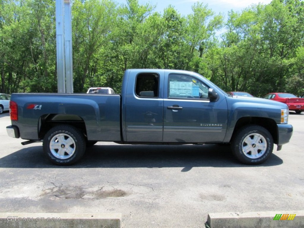 2011 Silverado 1500 LT Extended Cab 4x4 - Blue Granite Metallic / Ebony photo #4