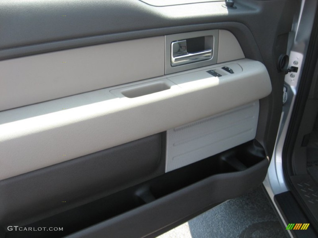 2010 Ford F150 XL Regular Cab Door Panel Photos