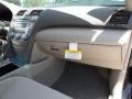 Black - Camry LE Photo No. 19