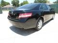 Black - Camry LE Photo No. 3