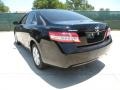 Black - Camry LE Photo No. 5