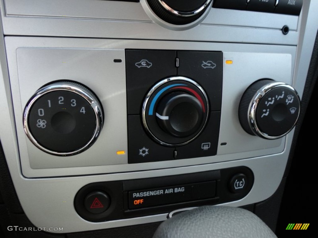 2011 Chevrolet Malibu LT Controls Photo #50094982