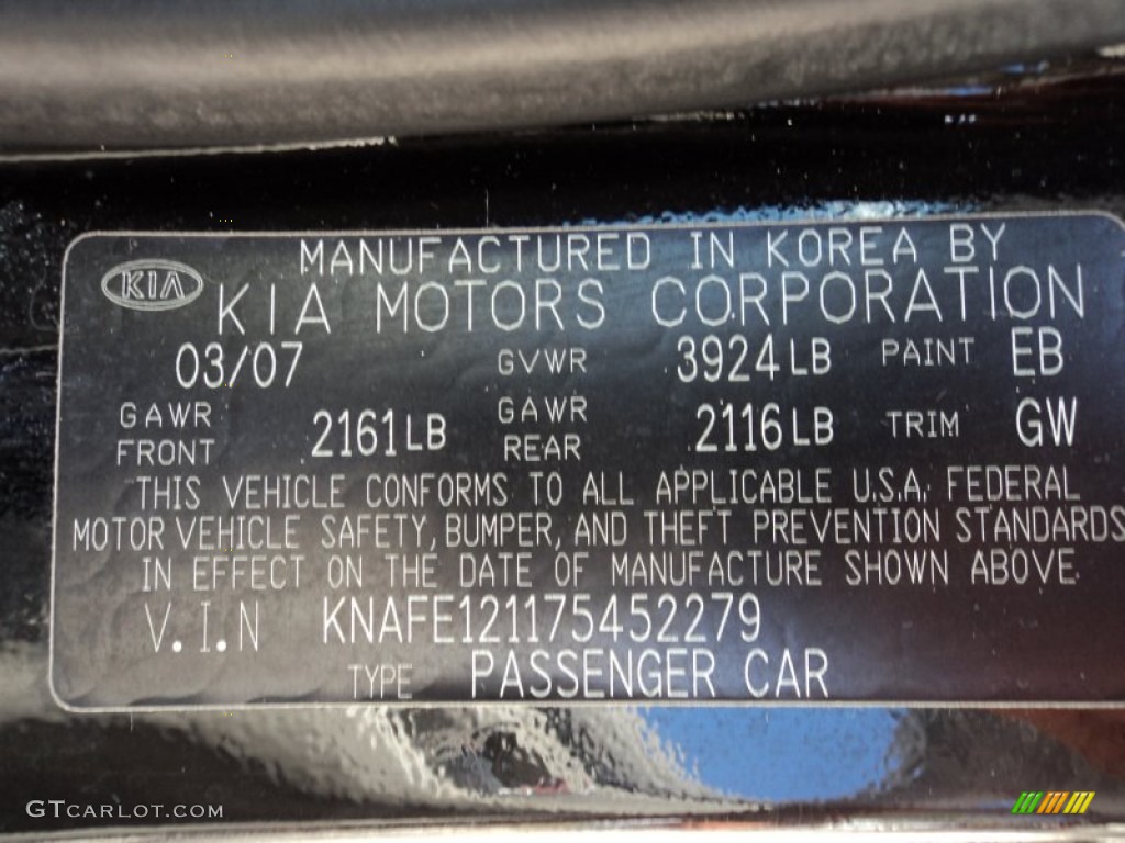 2007 Spectra EX Sedan - Black / Gray photo #30