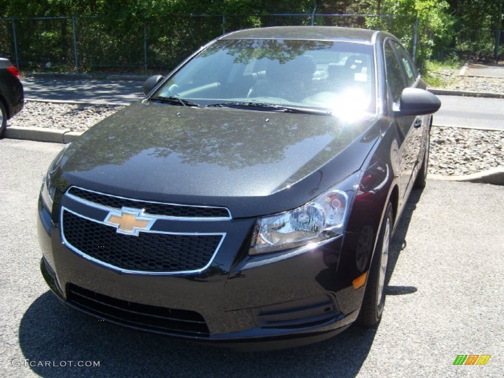 2011 Cruze LS - Black Granite Metallic / Jet Black/Medium Titanium photo #1