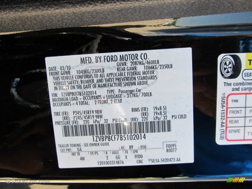 2011 Mustang GT Premium Coupe - Ebony Black / Charcoal Black photo #24