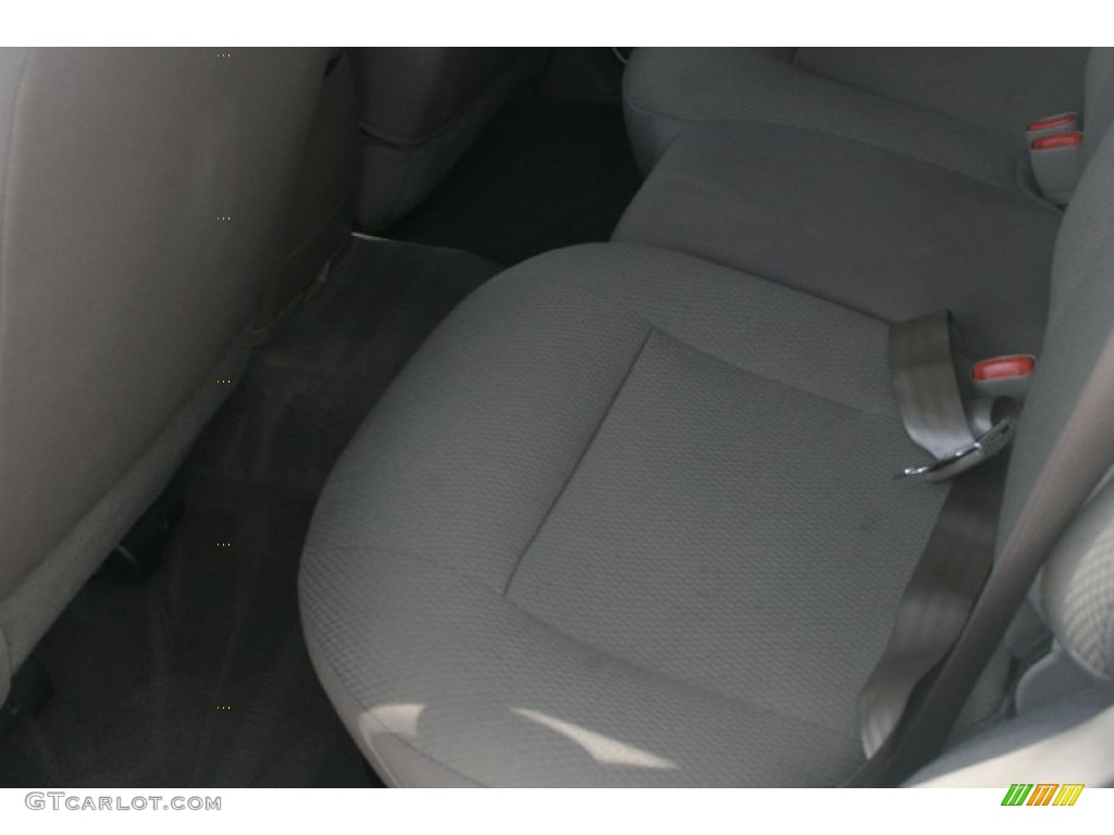 2004 Grand Cherokee Laredo - Stone White / Taupe photo #7