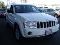 Stone White - Grand Cherokee Laredo Photo No. 4