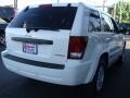 Stone White - Grand Cherokee Laredo Photo No. 5