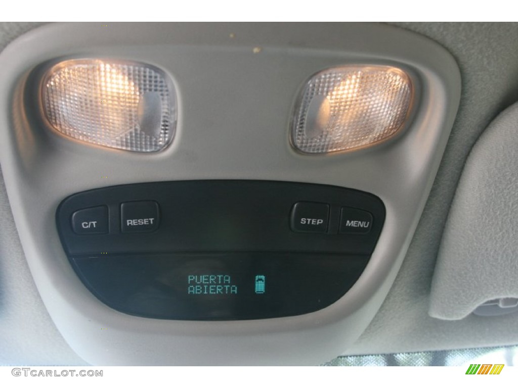 2004 Grand Cherokee Laredo - Stone White / Taupe photo #32