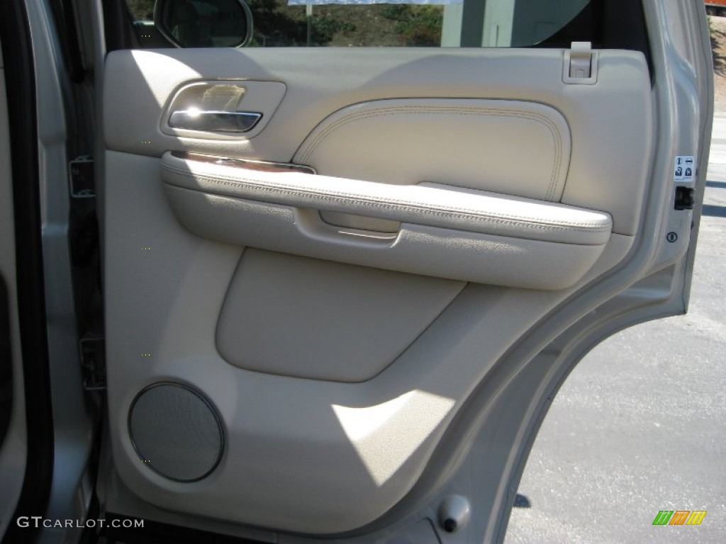 2007 Escalade AWD - Gold Mist / Cocoa/Light Cashmere photo #19