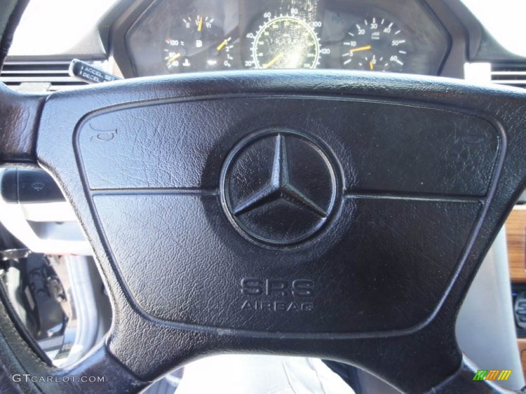 1992 E Class 300 D Sedan - Black / Gray photo #50