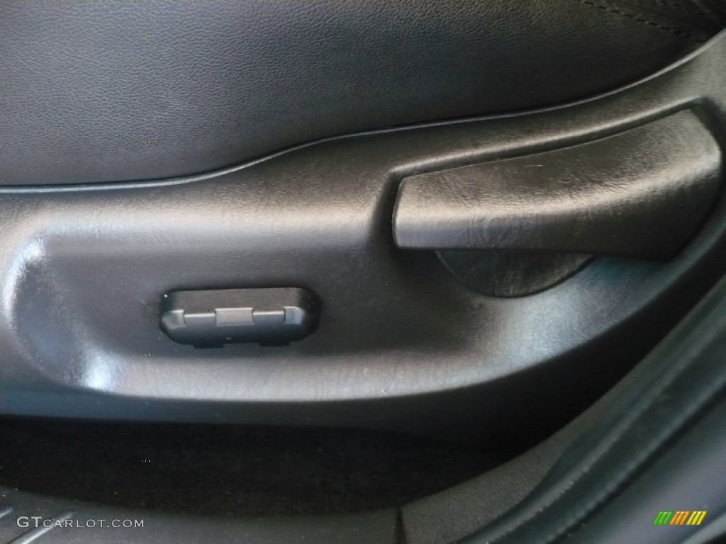 2009 Escape Limited V6 4WD - Black Pearl Slate Metallic / Charcoal photo #23