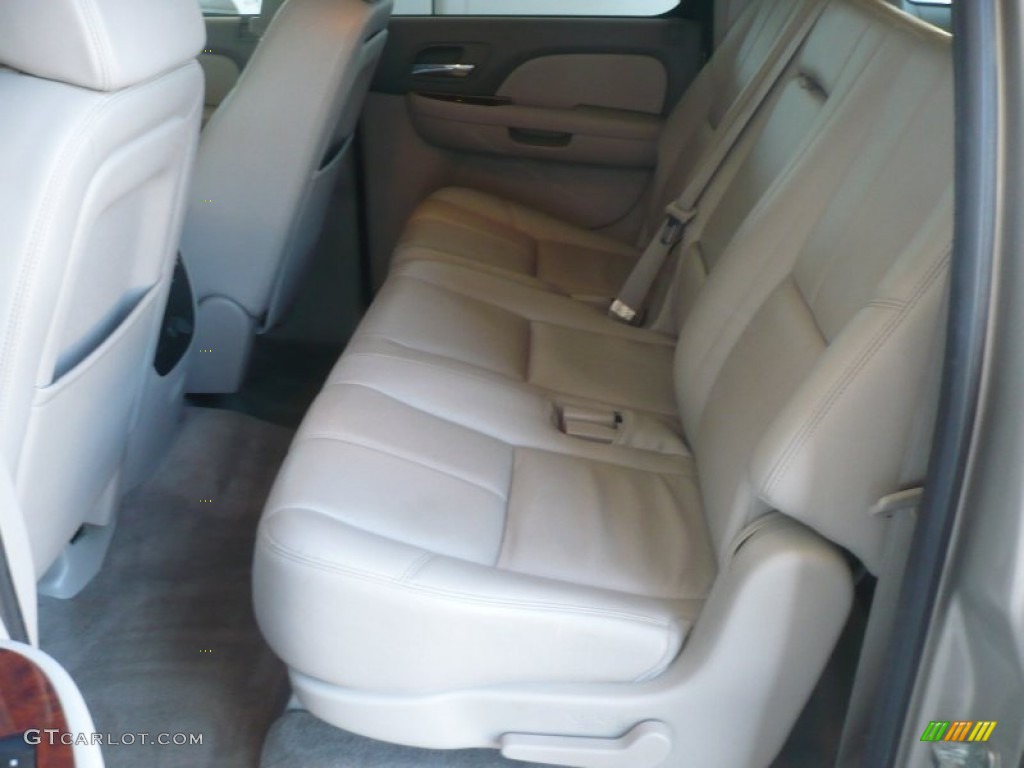Light Titanium/Dark Titanium Interior 2008 Chevrolet Suburban 1500 LT 4x4 Photo #50109108