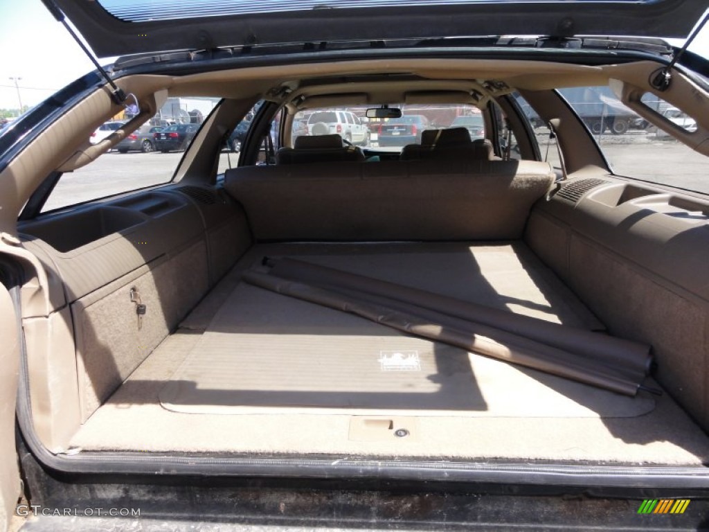 1994 Roadmaster Estate Wagon - Black / Beige photo #33