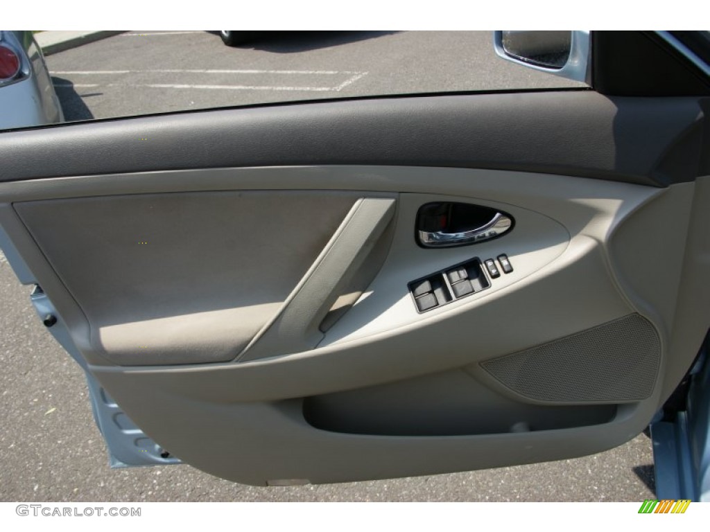 2008 Camry LE - Sky Blue Pearl / Bisque photo #10