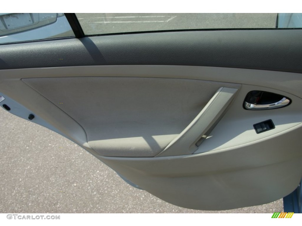 2008 Camry LE - Sky Blue Pearl / Bisque photo #13