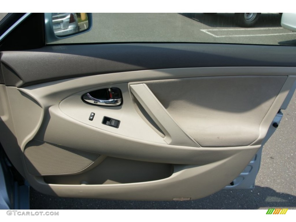 2008 Camry LE - Sky Blue Pearl / Bisque photo #16