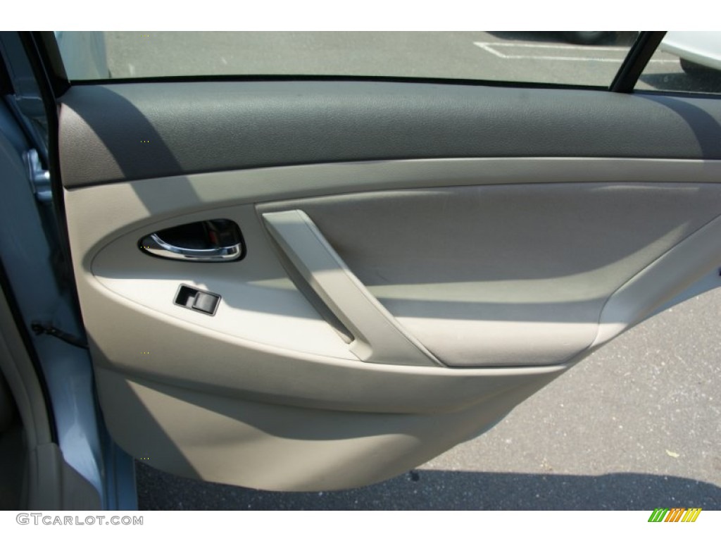 2008 Camry LE - Sky Blue Pearl / Bisque photo #19