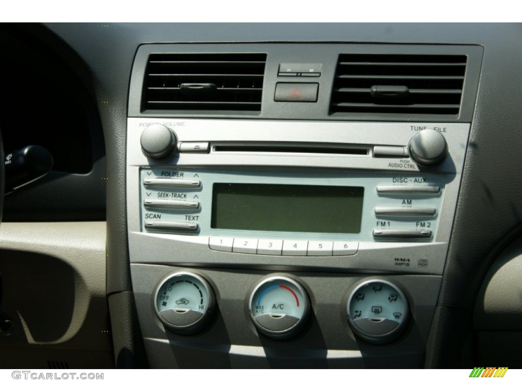 2008 Camry LE - Sky Blue Pearl / Bisque photo #22