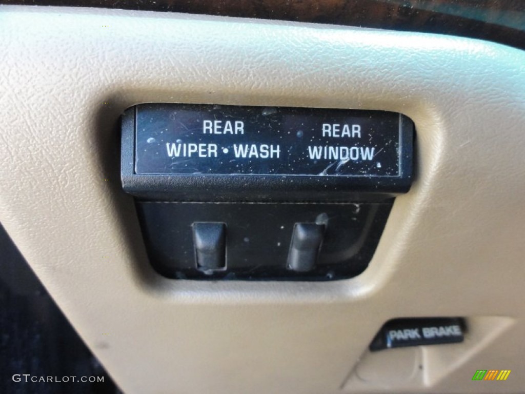 1994 Buick Roadmaster Estate Wagon Controls Photo #50111247