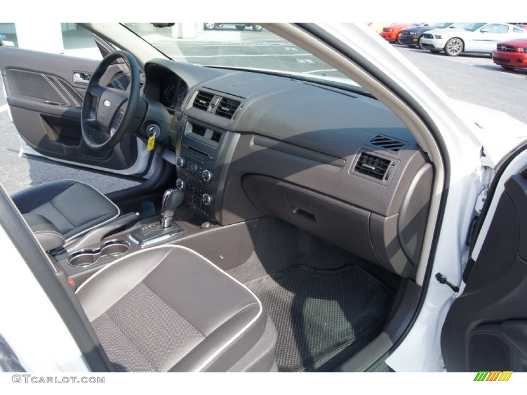 2011 Ford Fusion SEL V6 Charcoal Black Dashboard Photo #50115396