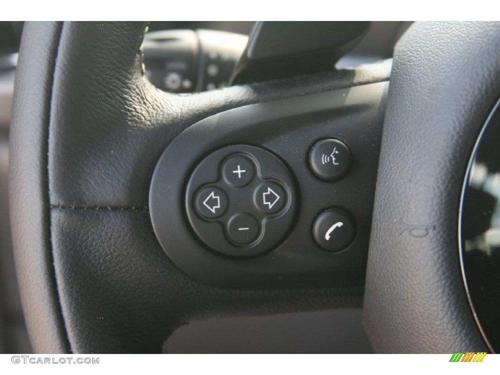 2011 Mini Cooper S Countryman All4 AWD Controls Photo #50116248