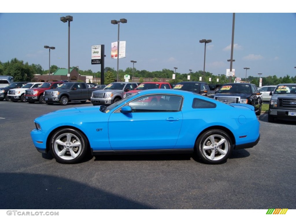 2010 Mustang GT Coupe - Grabber Blue / Charcoal Black photo #5