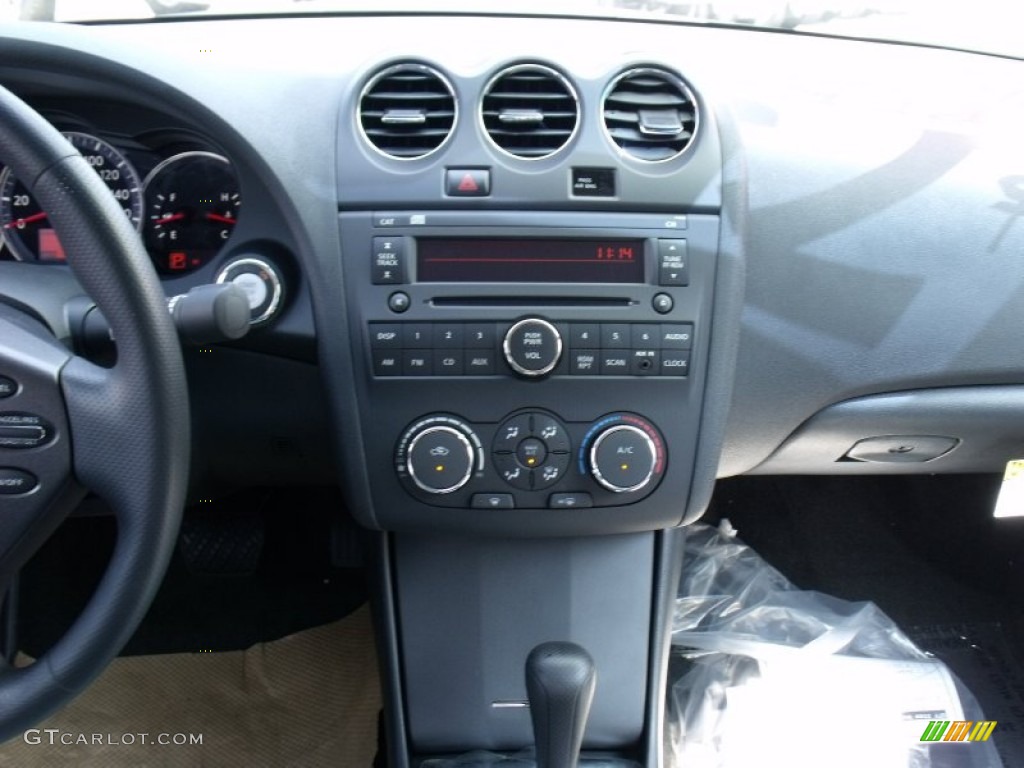2012 Nissan Altima 2.5 S Controls Photo #50116485