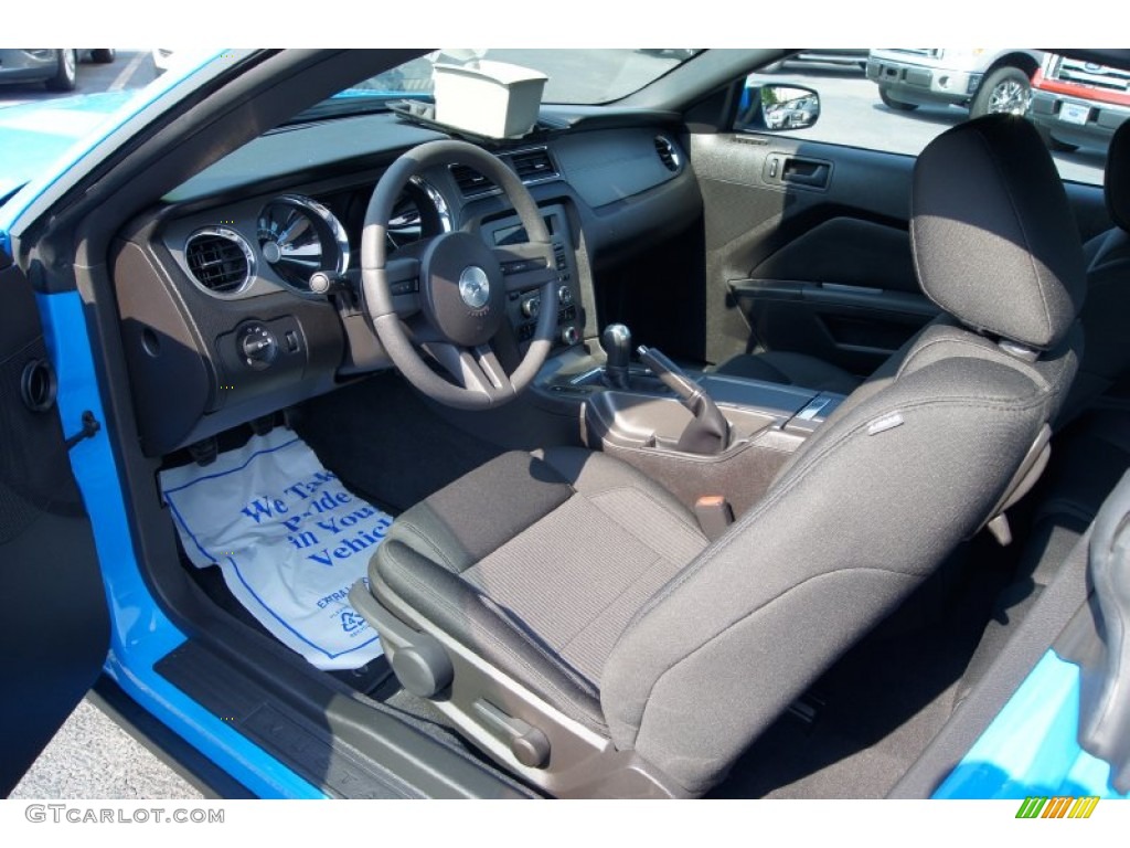 2010 Mustang GT Coupe - Grabber Blue / Charcoal Black photo #20