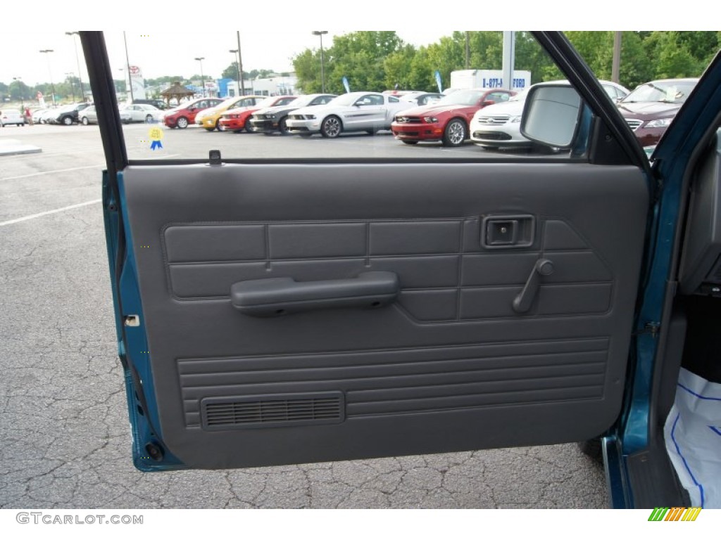 1993 Mazda B-Series Truck B2200 Regular Cab Door Panel Photos