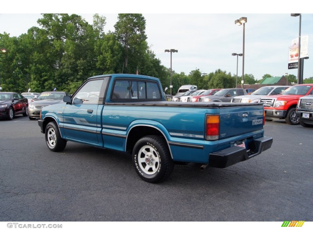 1993 B-Series Truck B2200 Regular Cab - Tropic Emerald Green Metallic / Gray photo #26
