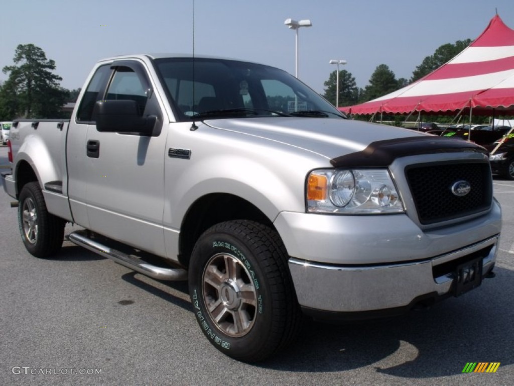 Silver Metallic 2006 Ford F150 XLT Regular Cab 4x4 Exterior Photo #50117220