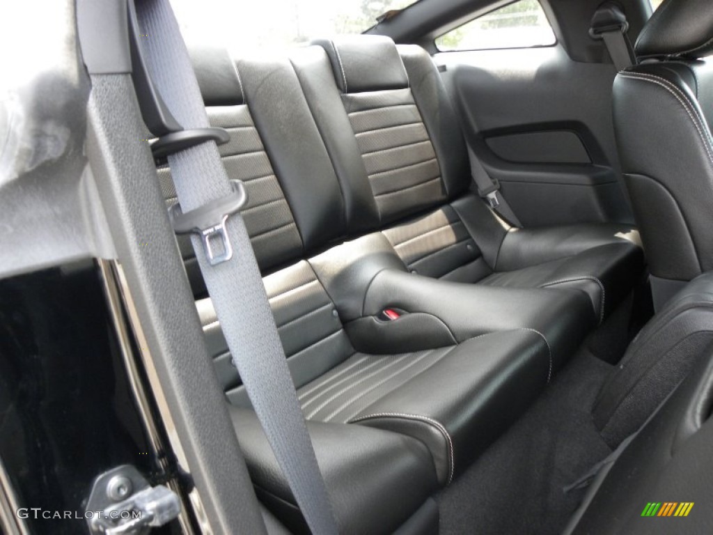 Charcoal Black Interior 2010 Ford Mustang GT Premium Coupe Photo #50118549