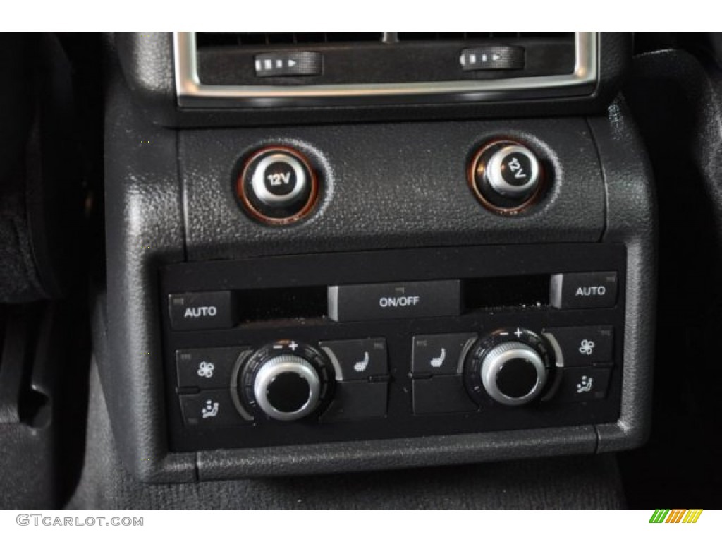 2011 Audi Q7 3.0 TFSI S line quattro Controls Photo #50118890