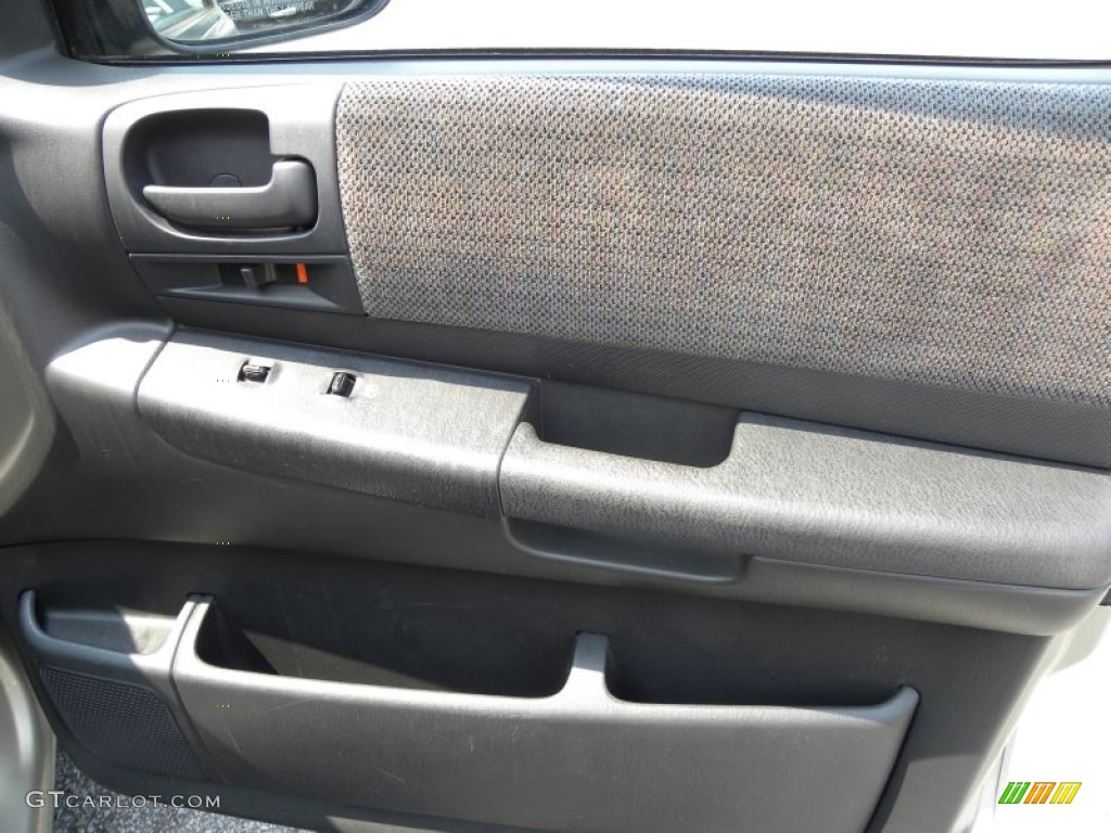 2002 Durango SLT - Light Pewter Metallic / Dark Slate Gray photo #10