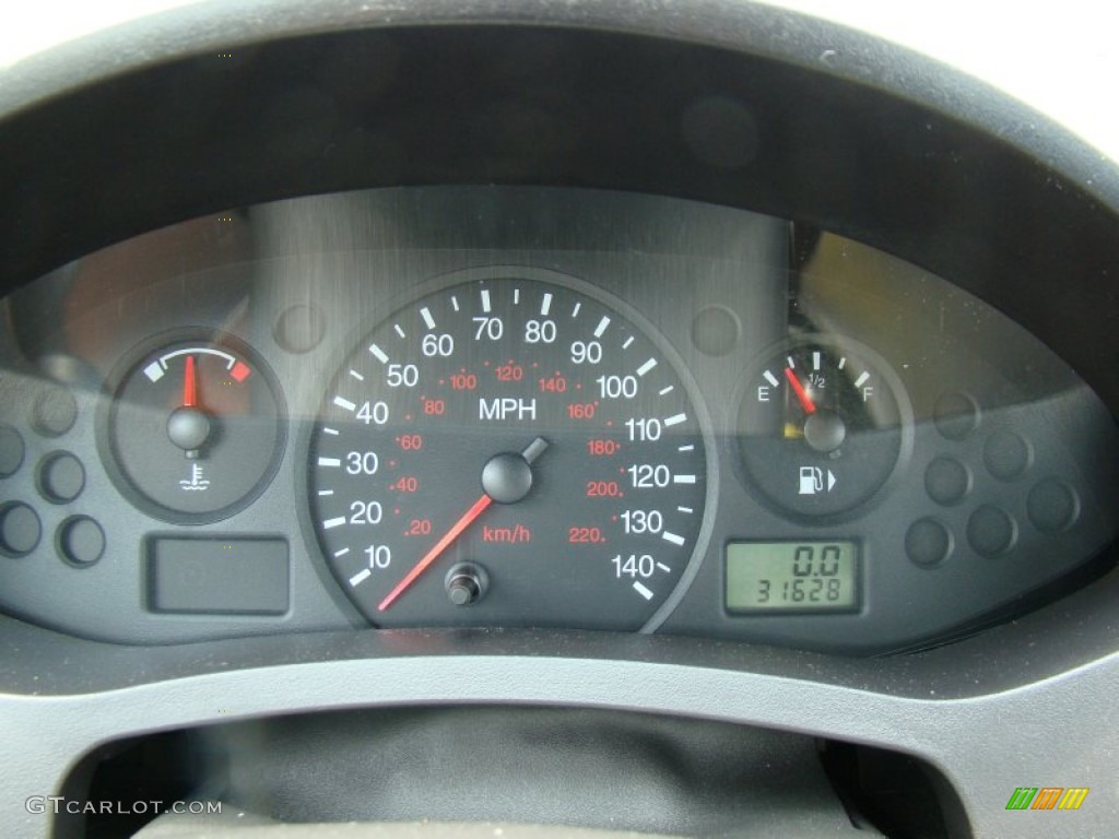 2007 Ford Focus ZX3 SE Coupe Gauges Photo #50124309