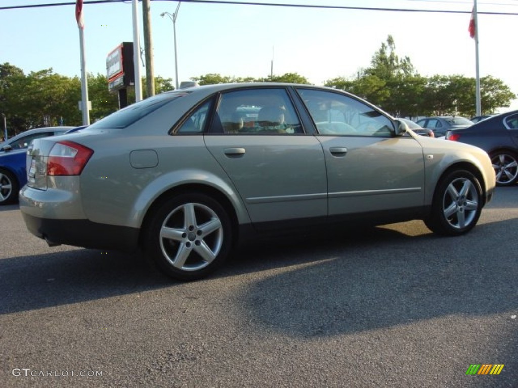 2004 A4 1.8T quattro Sedan - Champagne Metallic / Beige photo #4