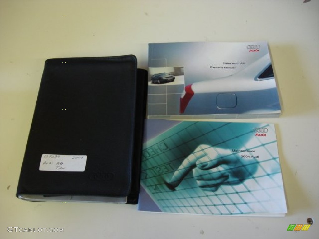 2004 A4 1.8T quattro Sedan - Champagne Metallic / Beige photo #22