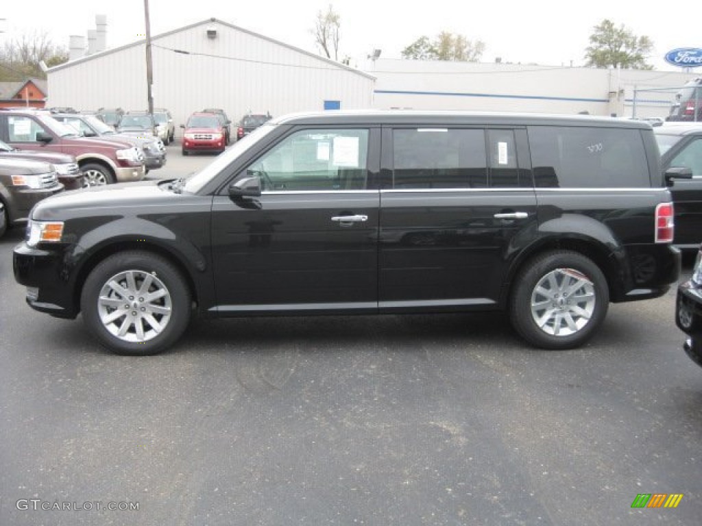 Tuxedo Black Metallic 2011 Ford Flex SE Exterior Photo #50126592