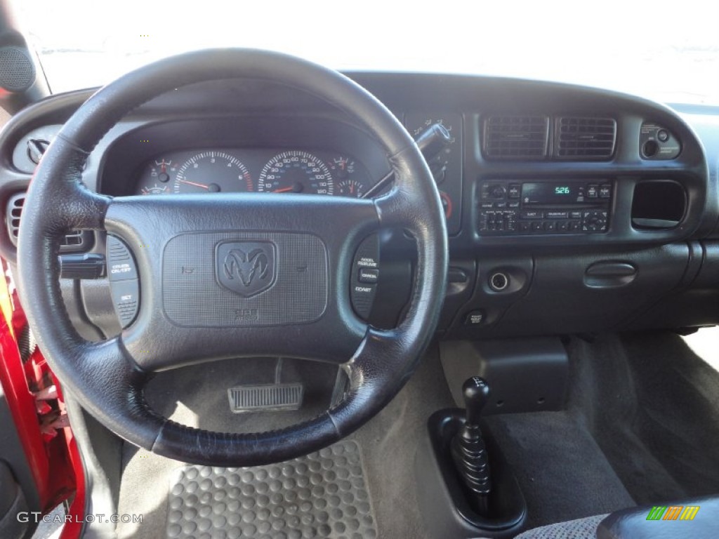 2000 Ram 1500 Sport Extended Cab 4x4 - Flame Red / Agate photo #10