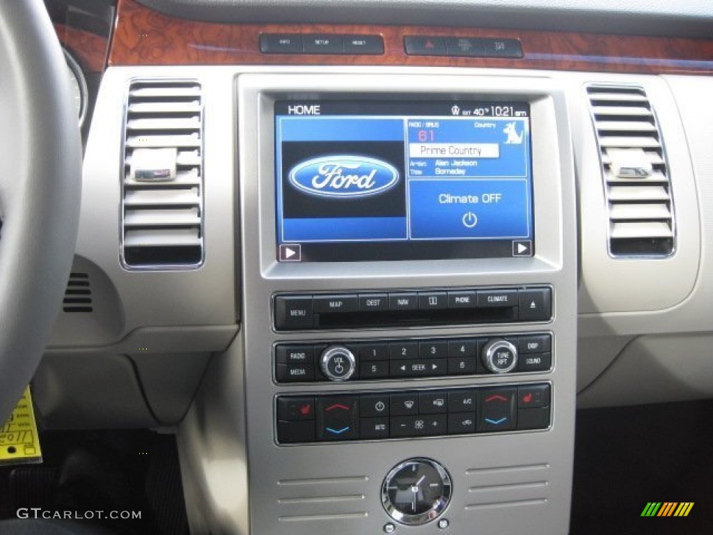 2011 Ford Flex Limited AWD EcoBoost Controls Photos