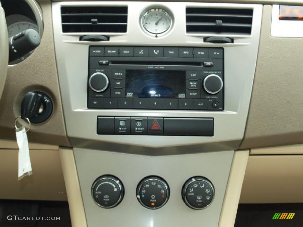 2008 Chrysler Sebring Limited Sedan Controls Photo #50127474