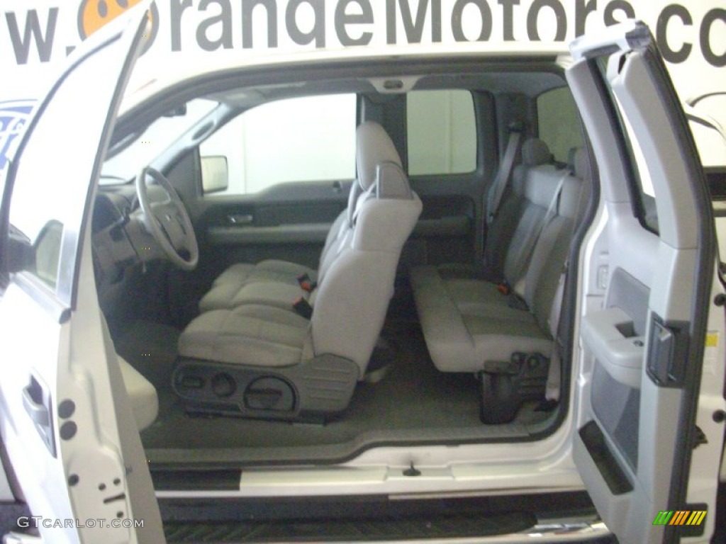 2006 F150 XLT SuperCab - Silver Metallic / Medium Flint photo #23