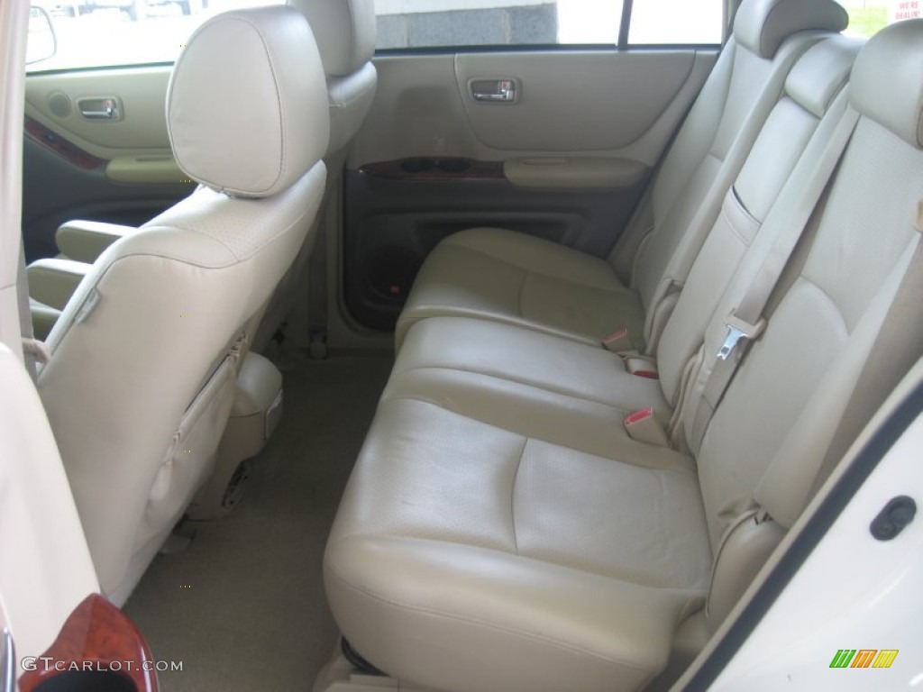 2004 Highlander Limited V6 - Super White / Ivory photo #19