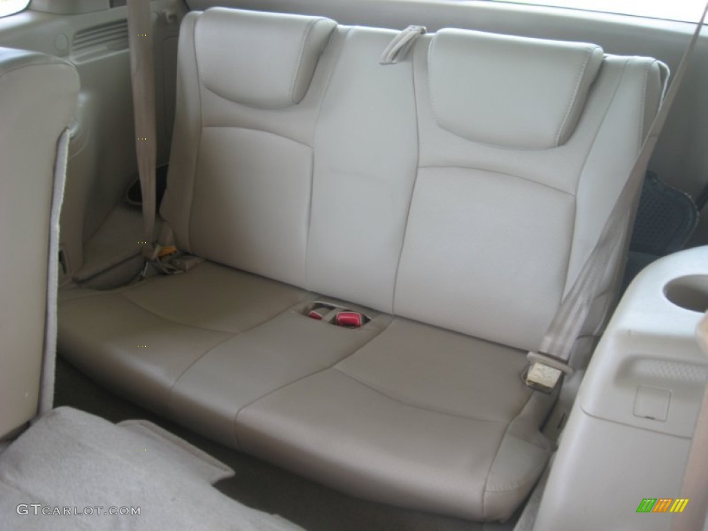 2004 Highlander Limited V6 - Super White / Ivory photo #22