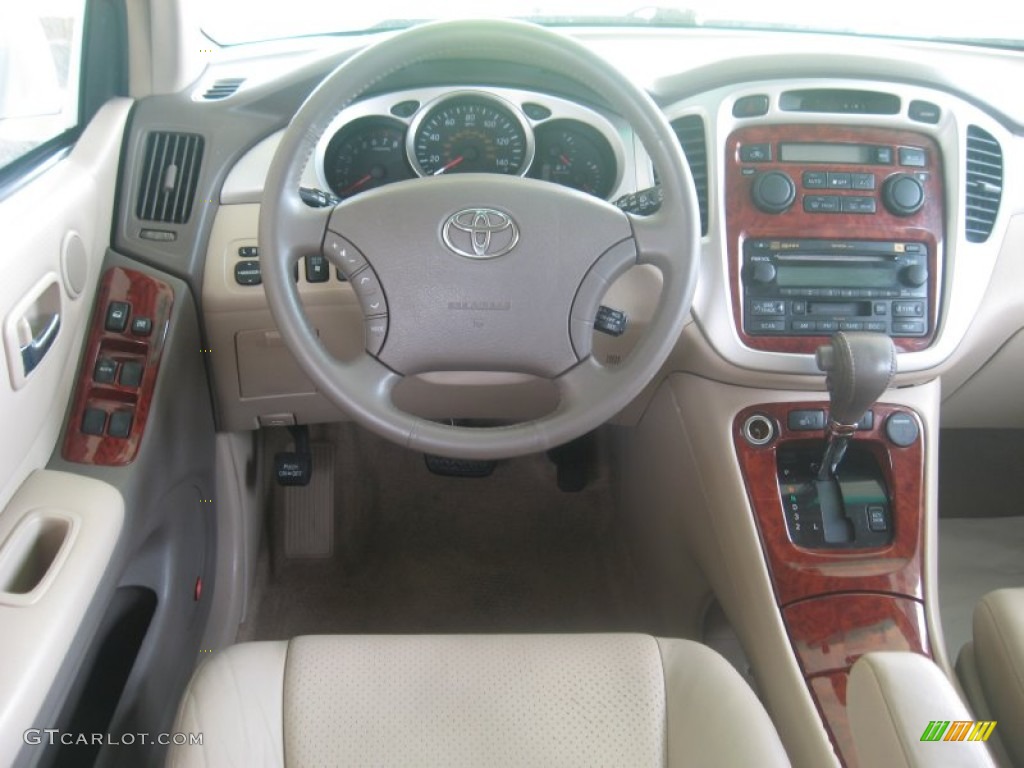 2004 Highlander Limited V6 - Super White / Ivory photo #26
