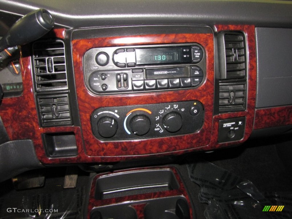 2001 Dodge Dakota SLT Club Cab Controls Photo #50136268