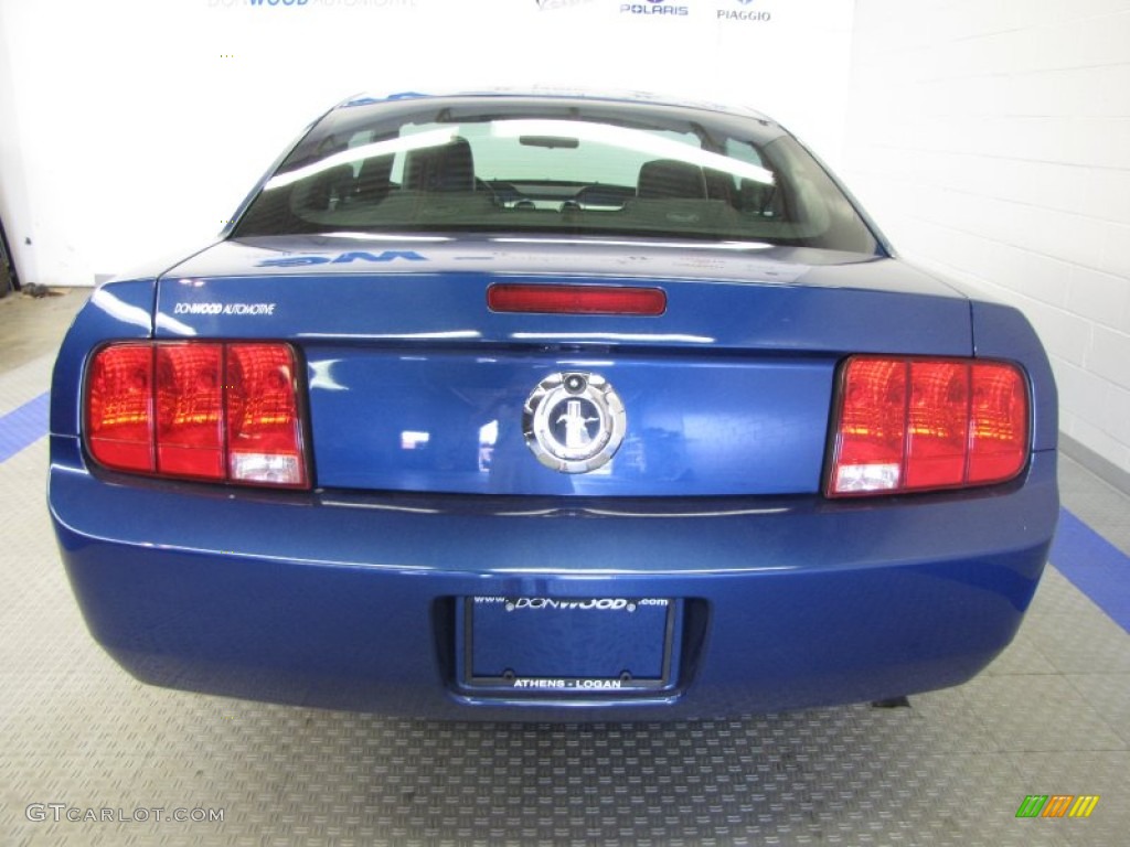 2007 Mustang V6 Deluxe Coupe - Vista Blue Metallic / Dark Charcoal photo #8