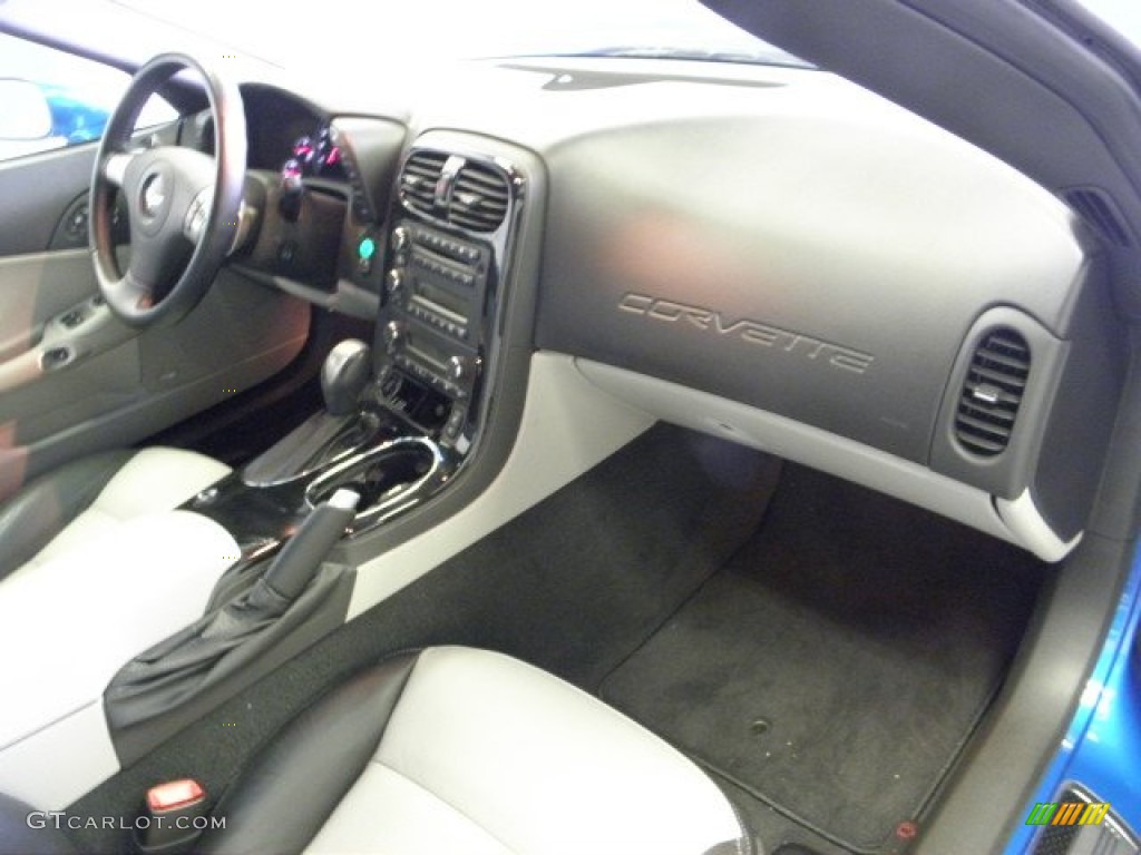 2008 Chevrolet Corvette Coupe Ebony/Titanium Dashboard Photo #50139166
